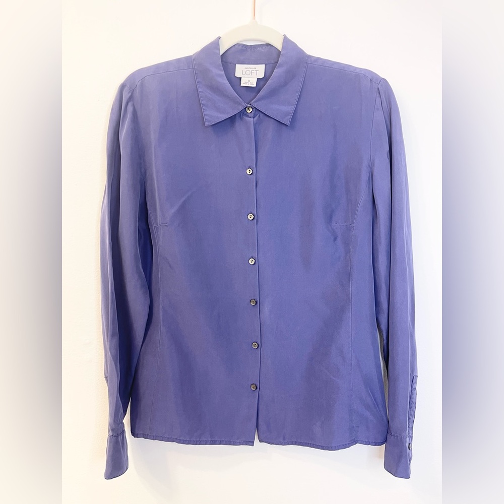 LOFT Vintage 100% Silk Blouse Purple Size 10 PTP 21”
